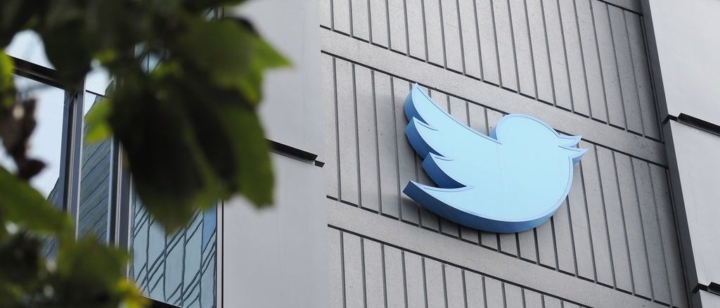 Blue Checkmarks twitter