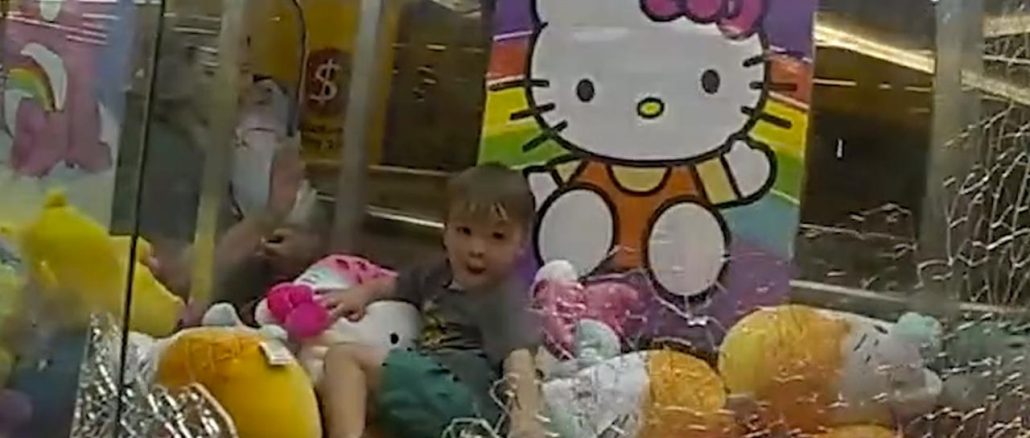 Australian Boy Toy Claw