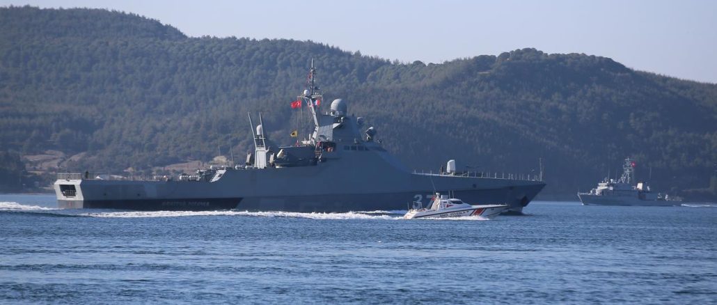 Ukrainian Forces Sink Russian Ship Russian patrol vessel destruction