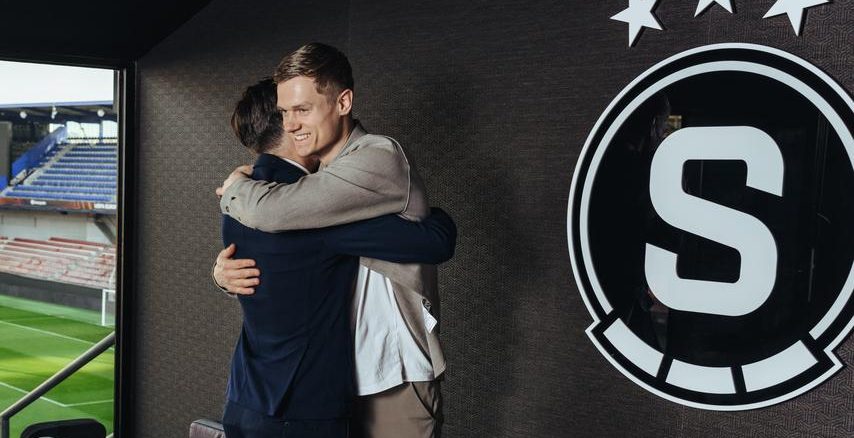 Peter Vindahl's AZ departure