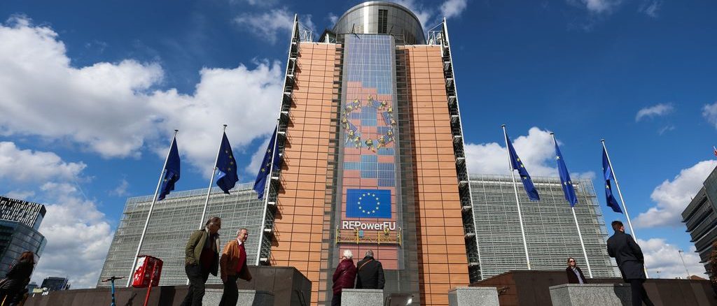 Facebook, Instagram, elections