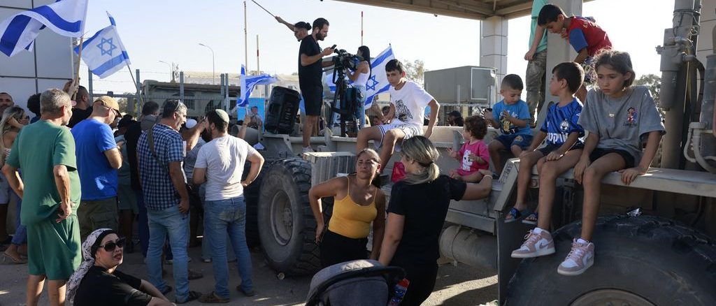 pre-trial detention of soldiers