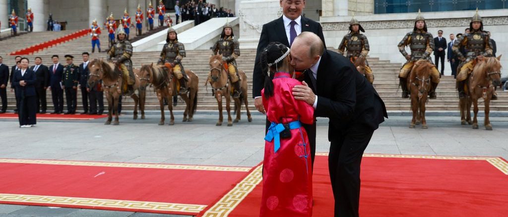 Mongolia, putin