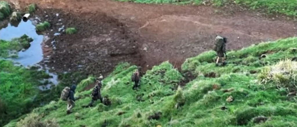 New Zealand father and children filmed