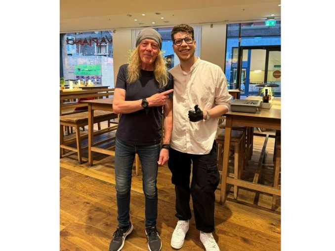Guitarist Iron Maiden