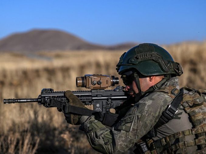 Turkish soldiers