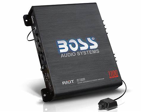 BOSS Audio Systems R1100M