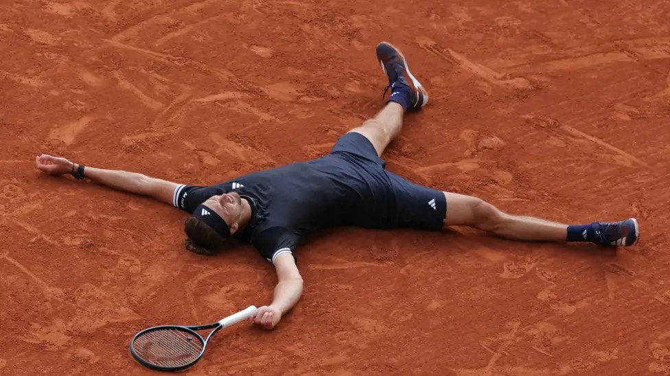 Zverev beats Cobolli